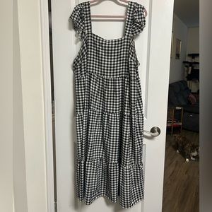 Shein Curve gingham tiered dress